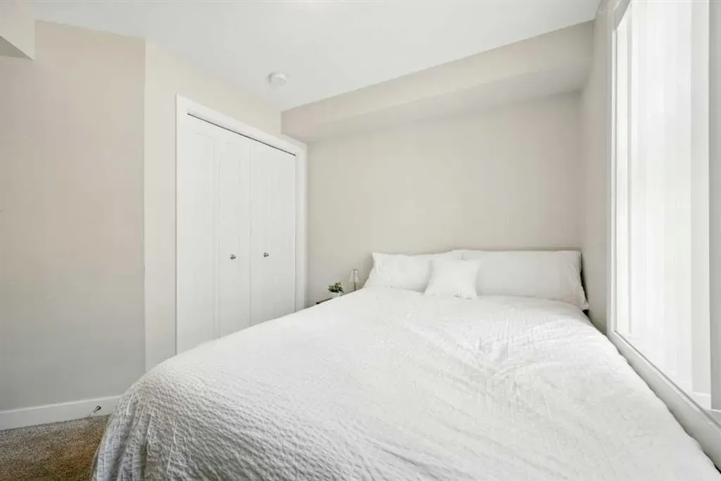 50 Evanscrest Gardens NW