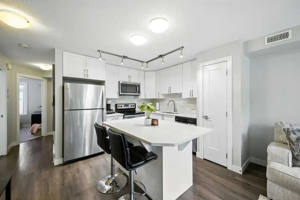 50 Evanscrest Gardens NW
