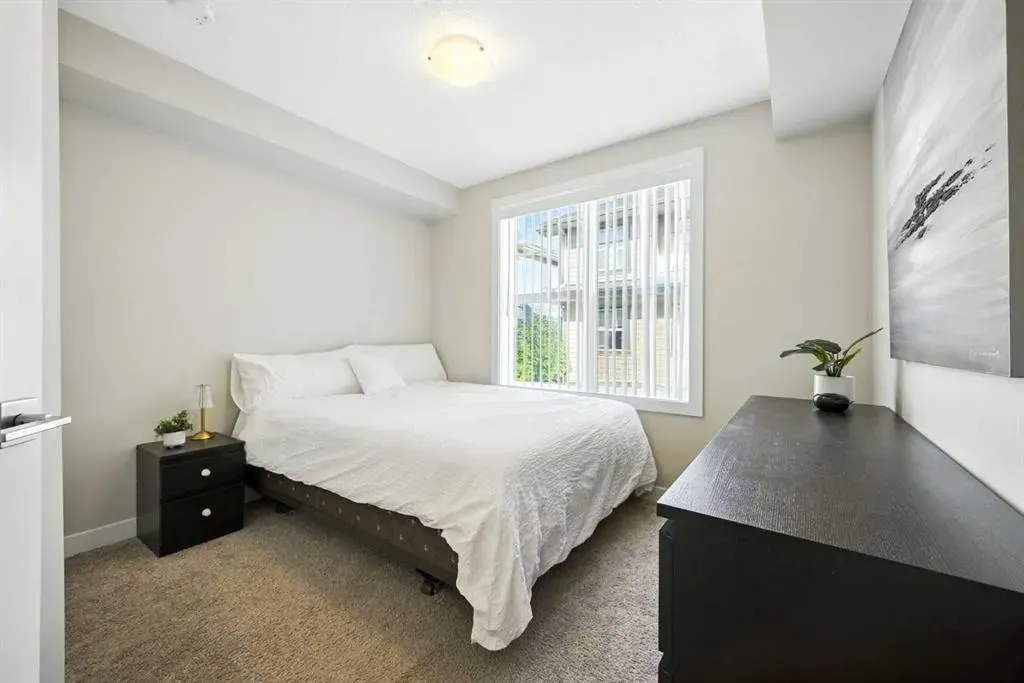 50 Evanscrest Gardens NW
