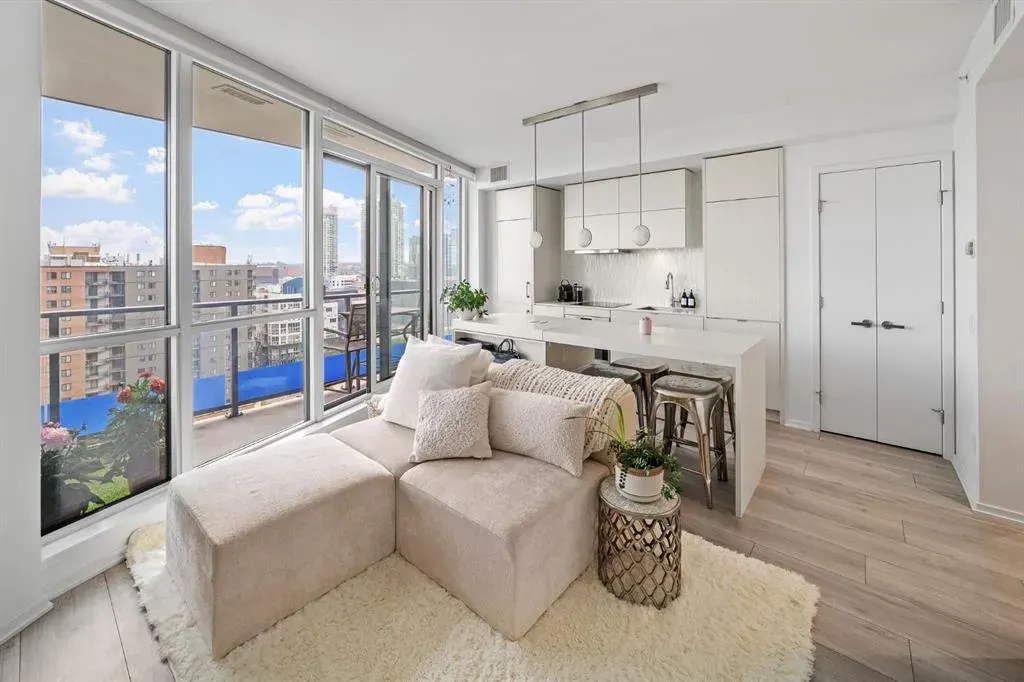 615 6 Avenue SE, #1403