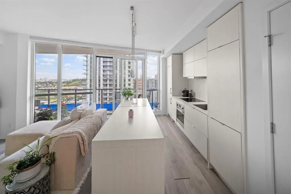615 6 Avenue SE, #1403