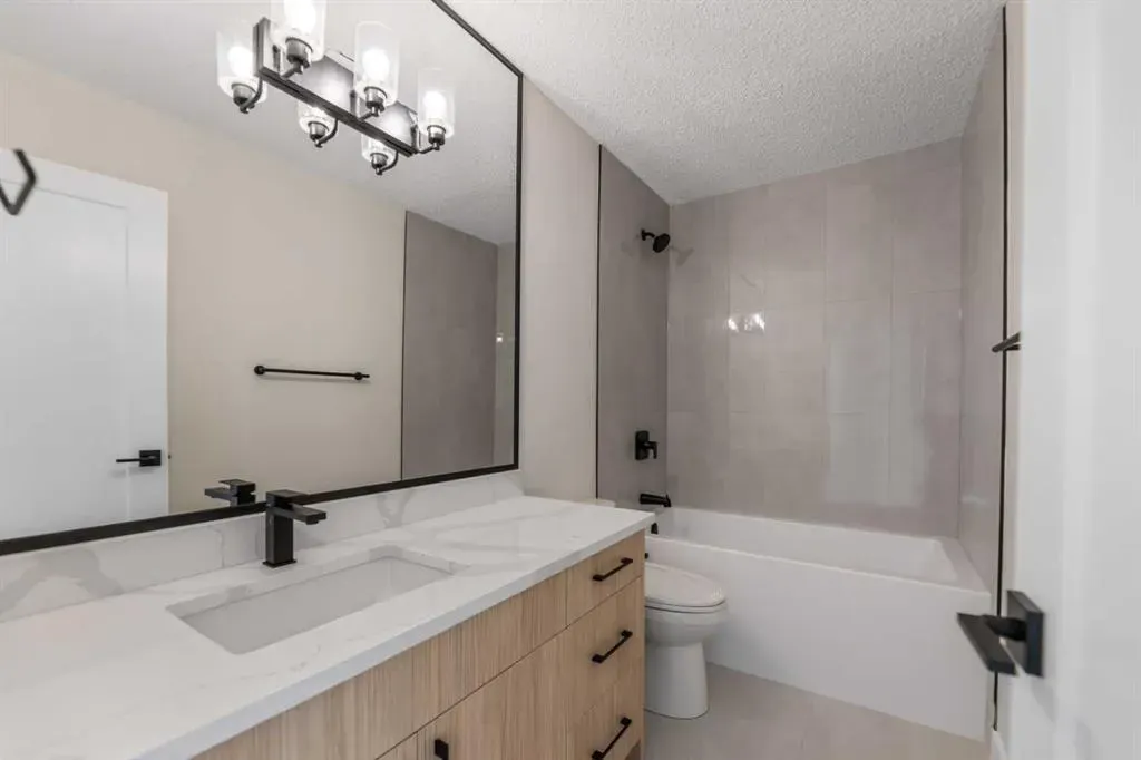 2210 Oakmoor Drive SW, #36