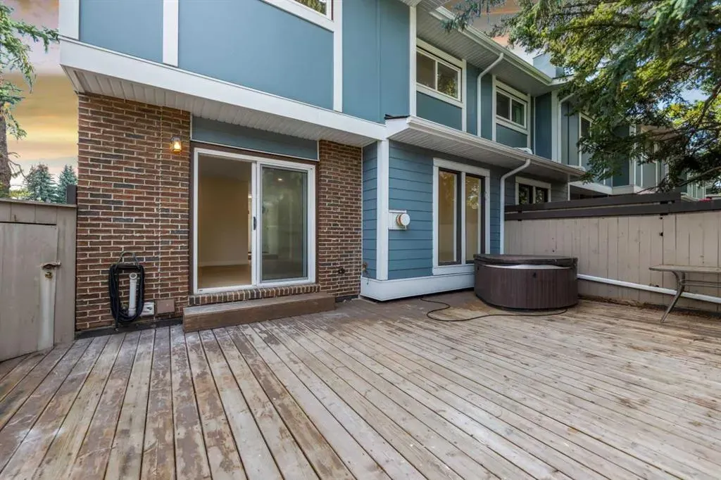 2210 Oakmoor Drive SW, #36