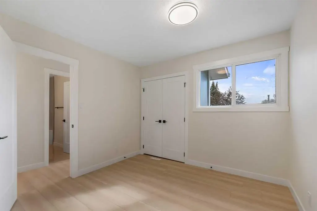 2210 Oakmoor Drive SW, #36