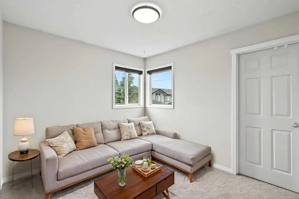 102 Canoe Square SW, #21