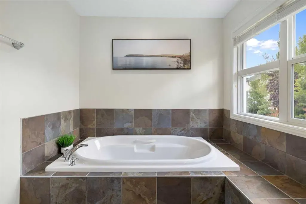 29 Sunset Close