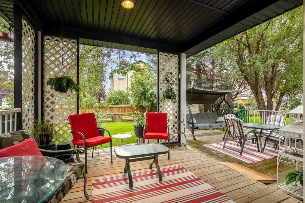 25 Country Hills Gate NW