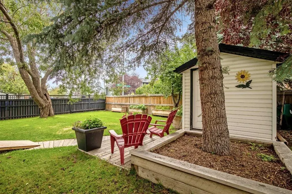25 Country Hills Gate NW