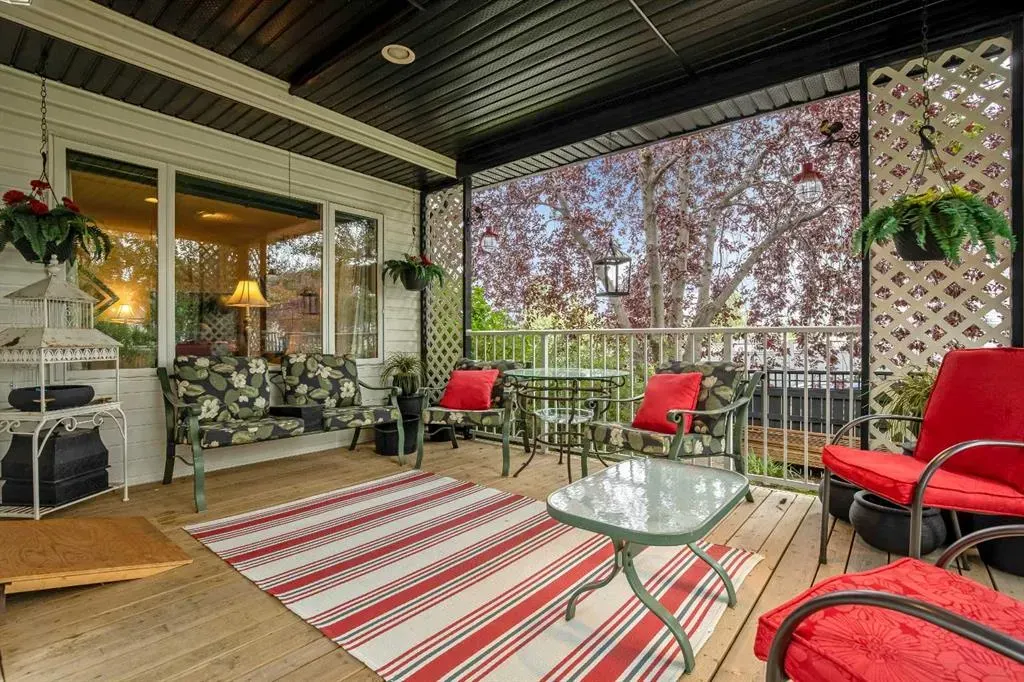 25 Country Hills Gate NW