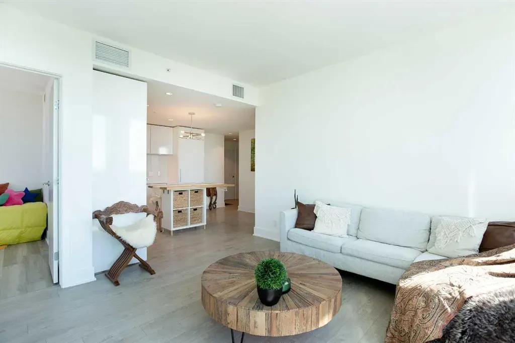901 10 Avenue SW, #3102