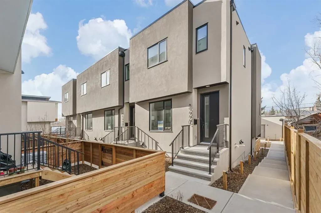 2220 26 Avenue SW, #6