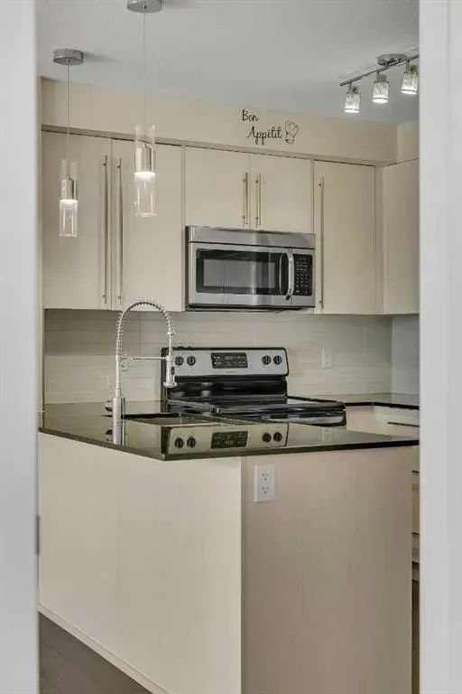 11 Mahogany Row SE, #3411