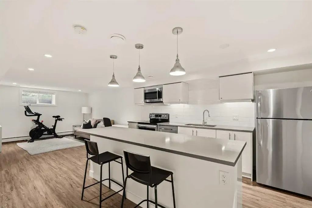 25 Kirby Place SW