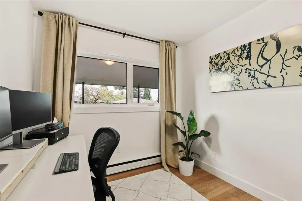 25 Kirby Place SW