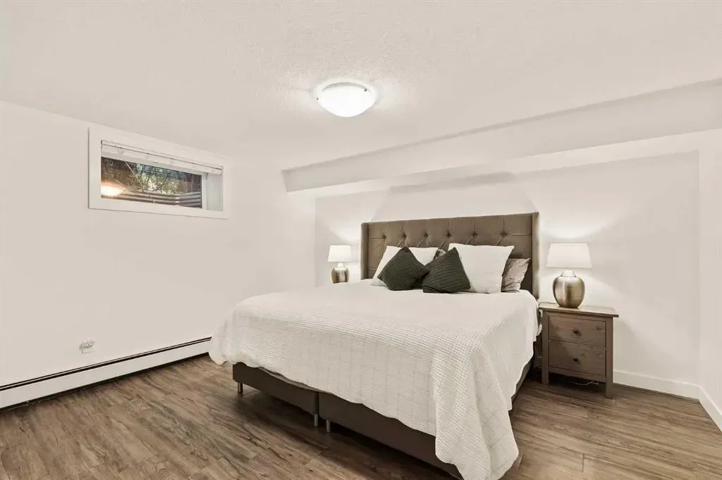 25 Kirby Place SW