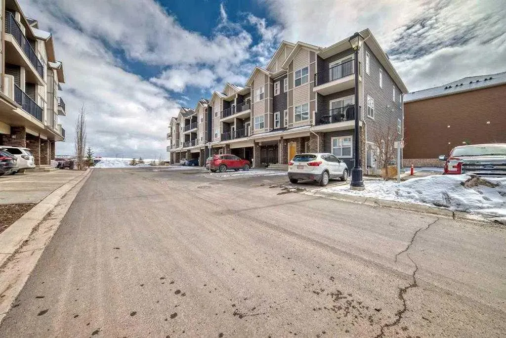 250 Fireside View, #401