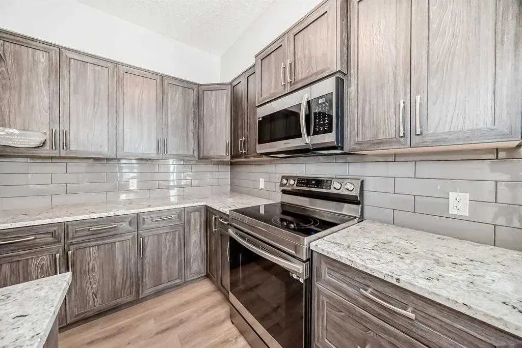 250 Fireside View, #401