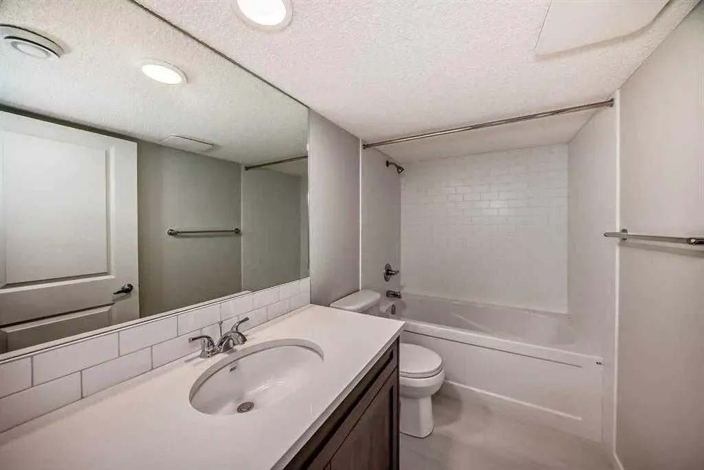 250 Fireside View, #401