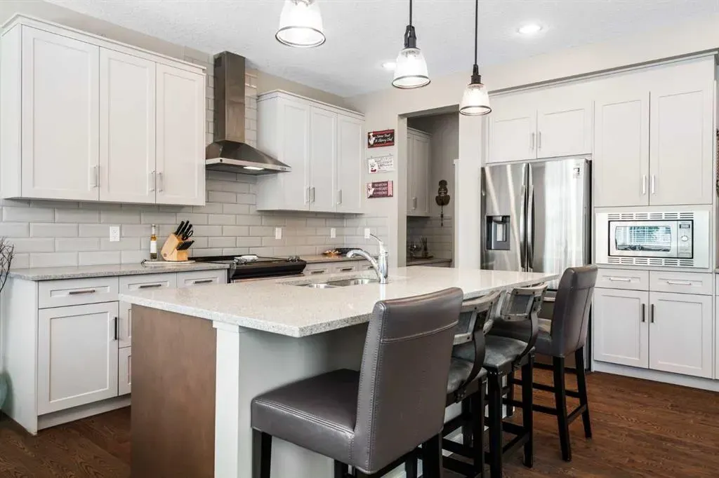 21 Walden Way SE