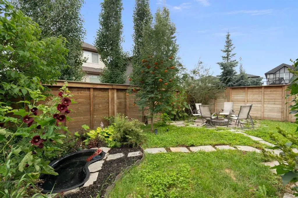 21 Walden Way SE