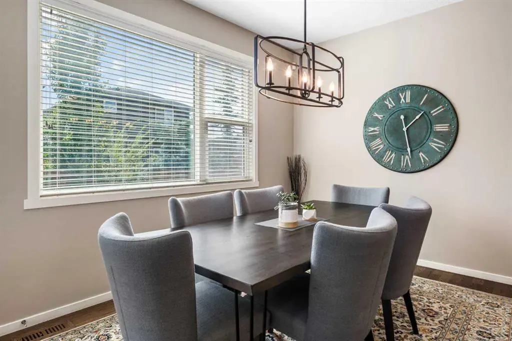 21 Walden Way SE