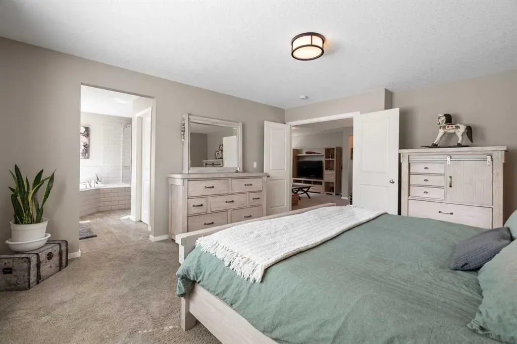21 Walden Way SE
