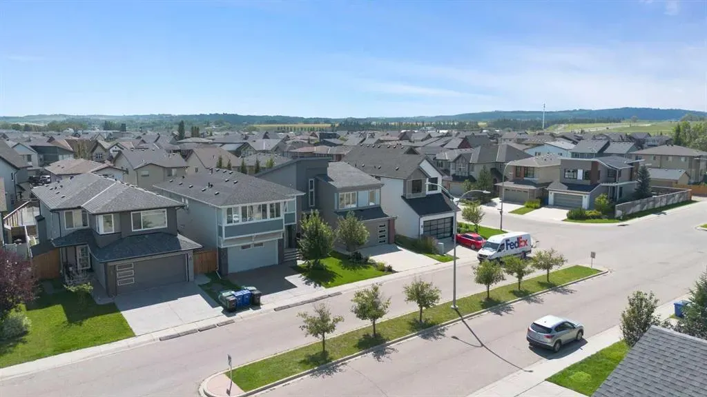 21 Walden Way SE