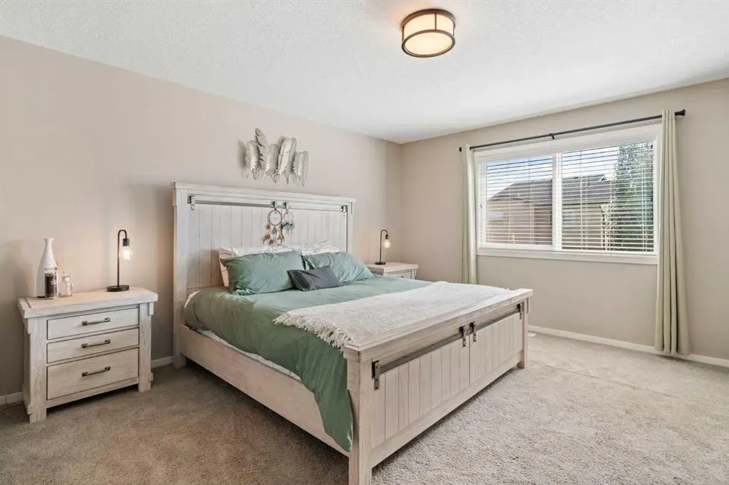 21 Walden Way SE
