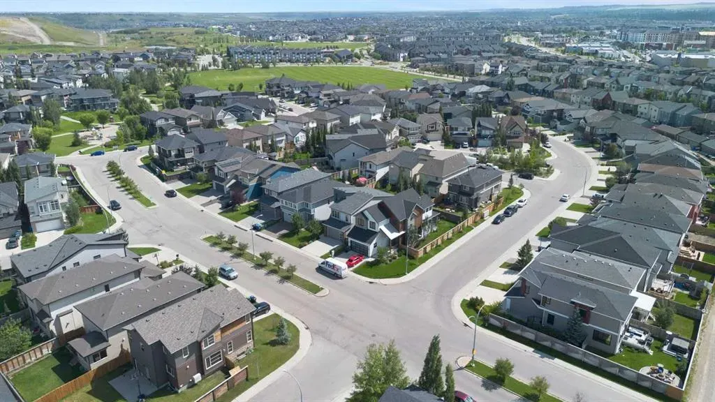 21 Walden Way SE