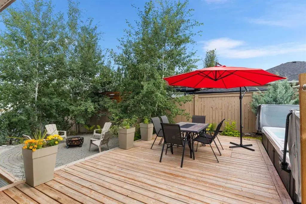135 Riverwood Crescent SW