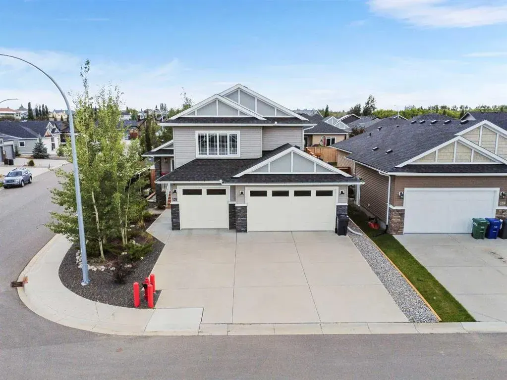 135 Riverwood Crescent SW