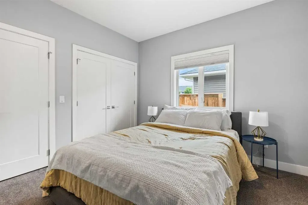135 Riverwood Crescent SW
