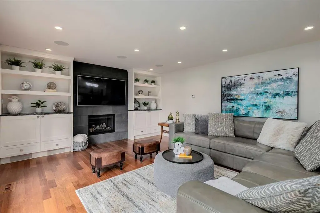 116 Bay View Drive SW