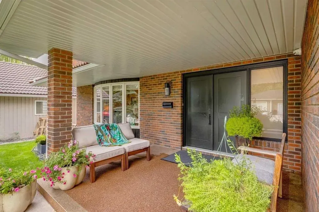 116 Bay View Drive SW