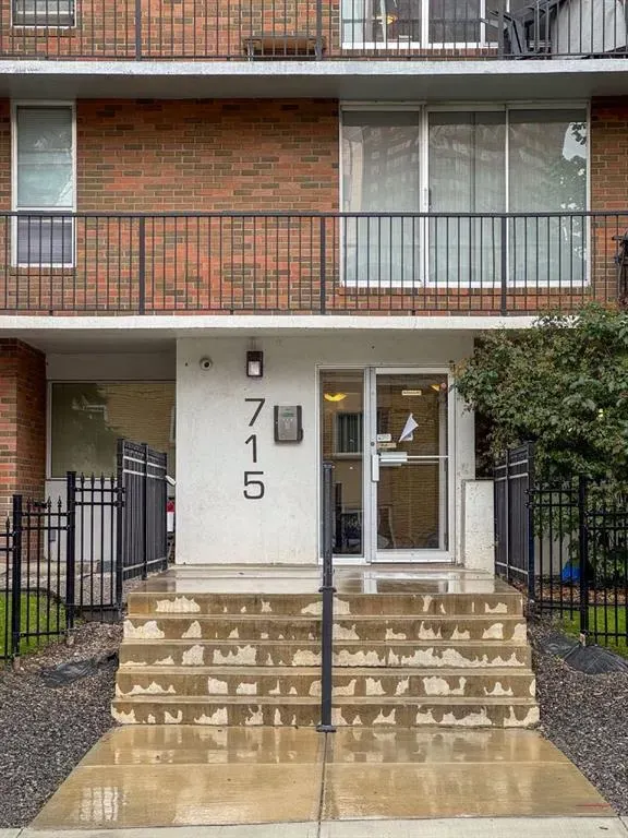 715 15 Avenue SW, #301