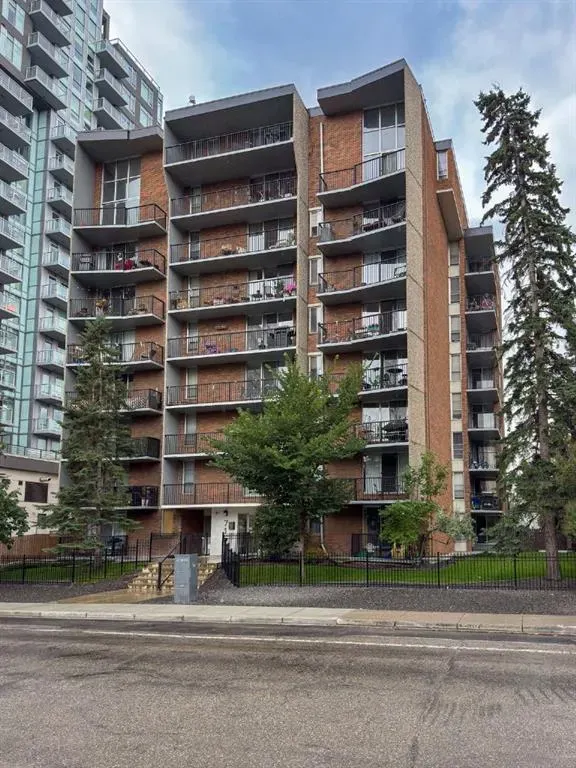 715 15 Avenue SW, #301