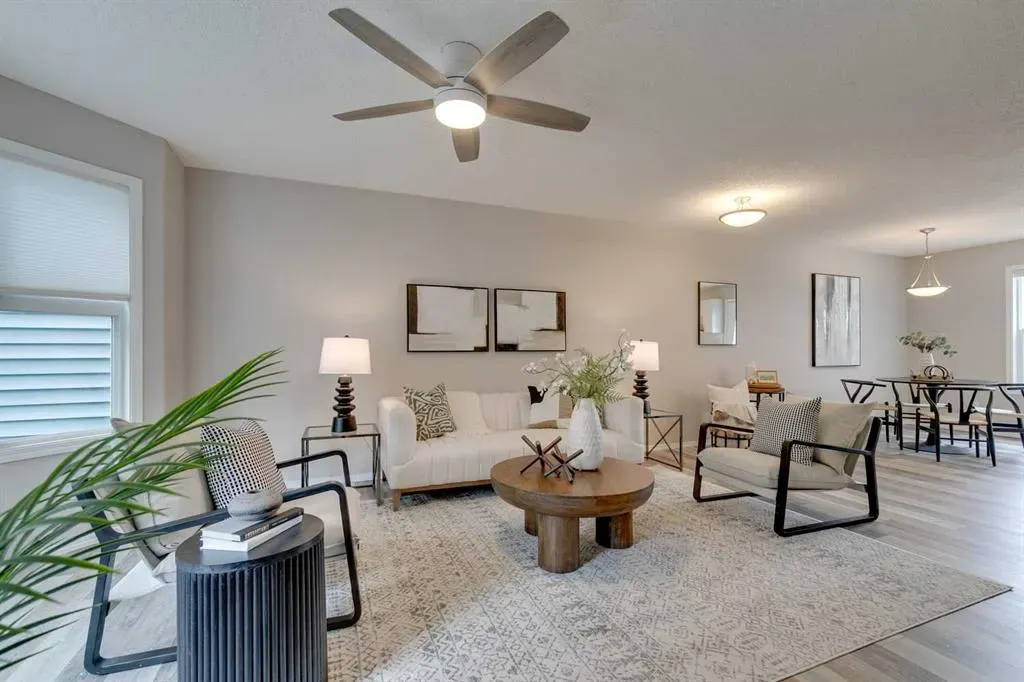 910 Prairie Sound Circle NW