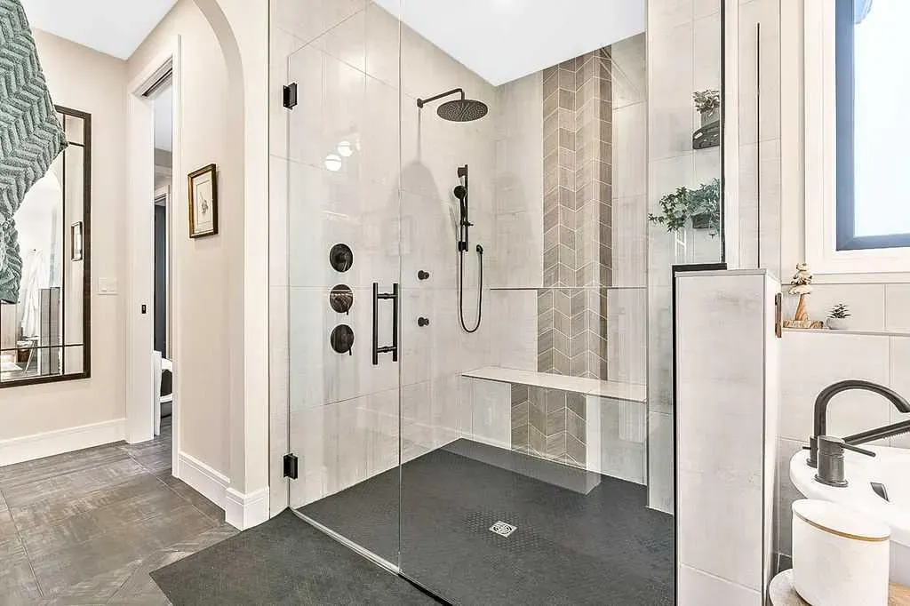 10 Westmount Point