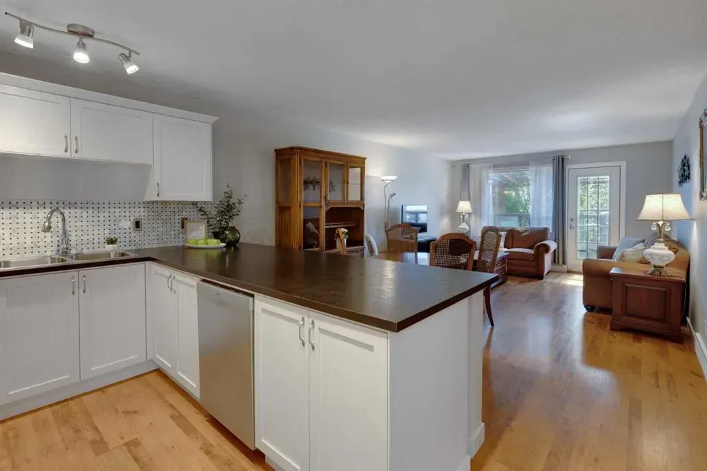 84 Everglade Drive SE