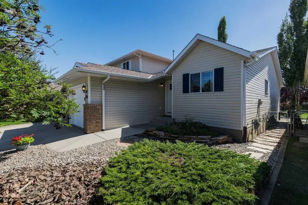 84 Everglade Drive SE