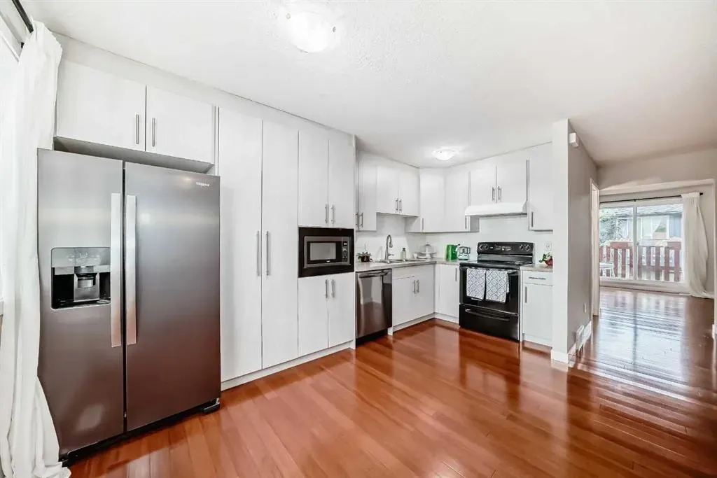 4547 7 Avenue SE, #3
