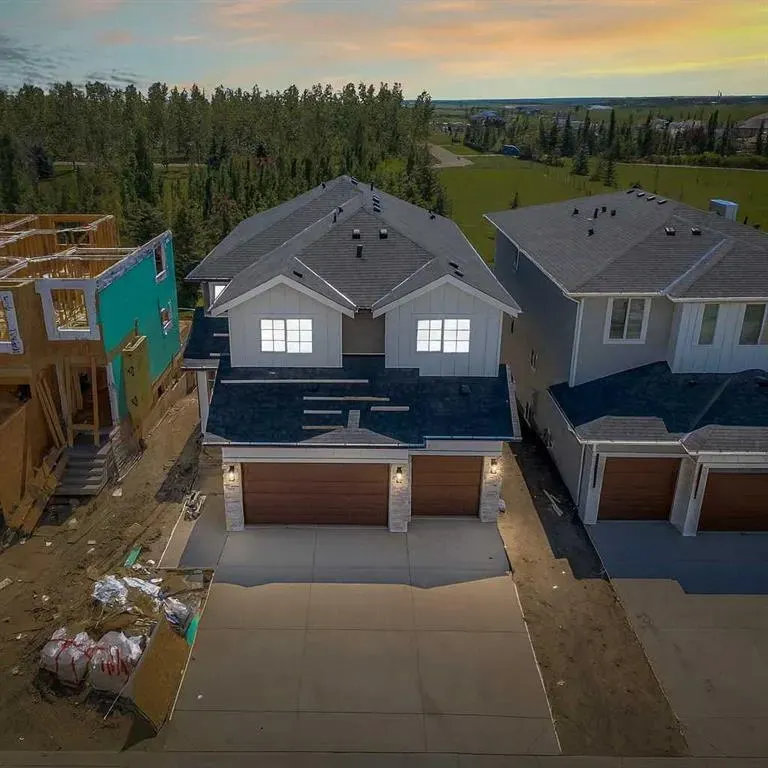 348 Waterford Grove
