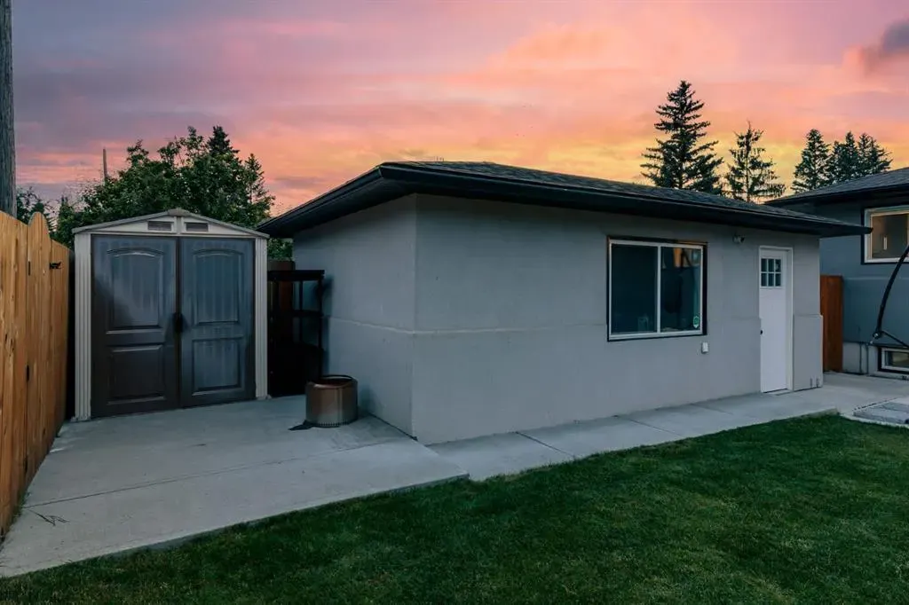 15 Harley Road SW