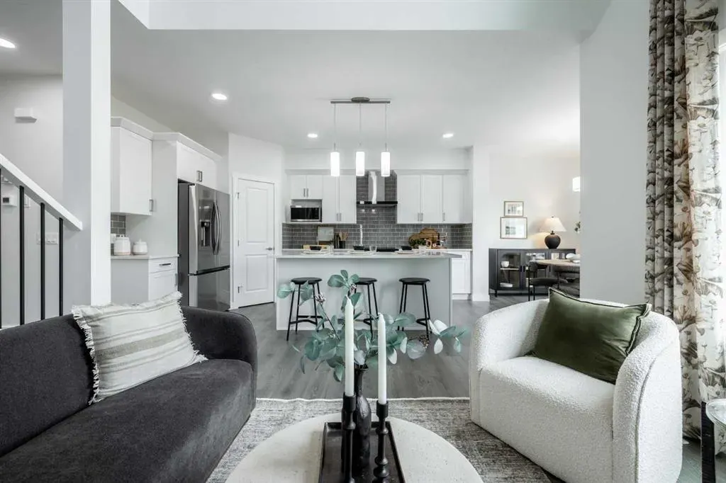 93 Sora Gardens SE
