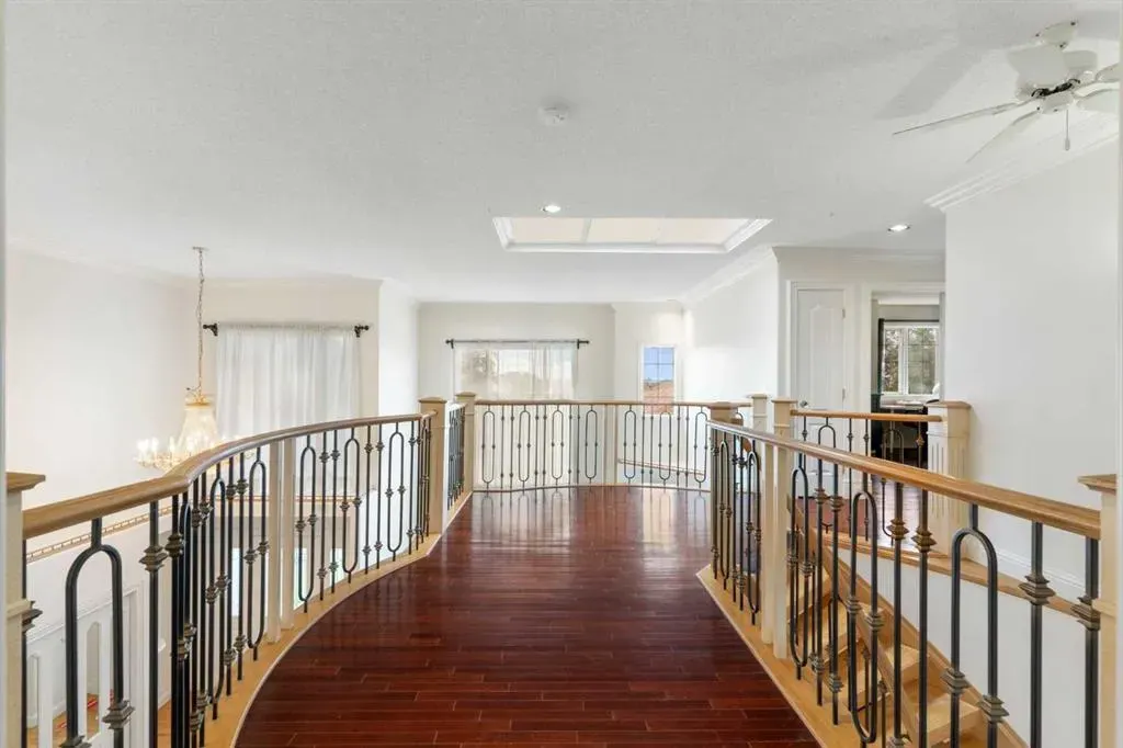105 Hamptons Square NW