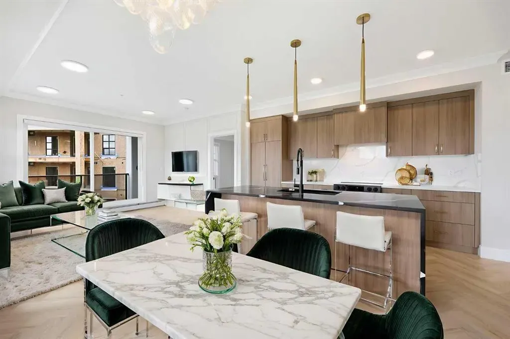 4270 Norford Avenue NW, #1212