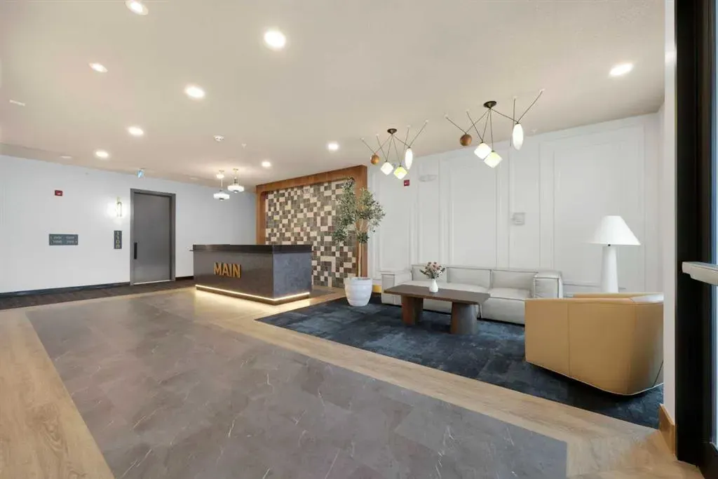 4270 Norford Avenue NW, #1212