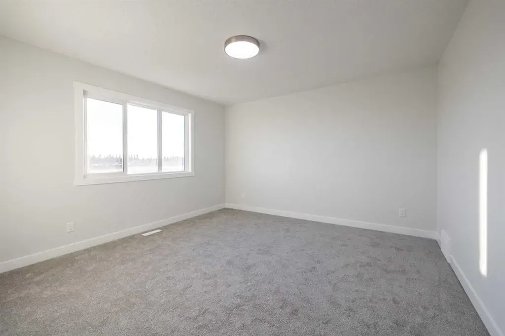 89 Sora Gardens SE