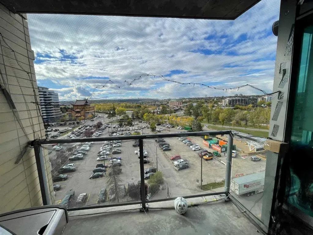 888 4 Avenue SW, #803