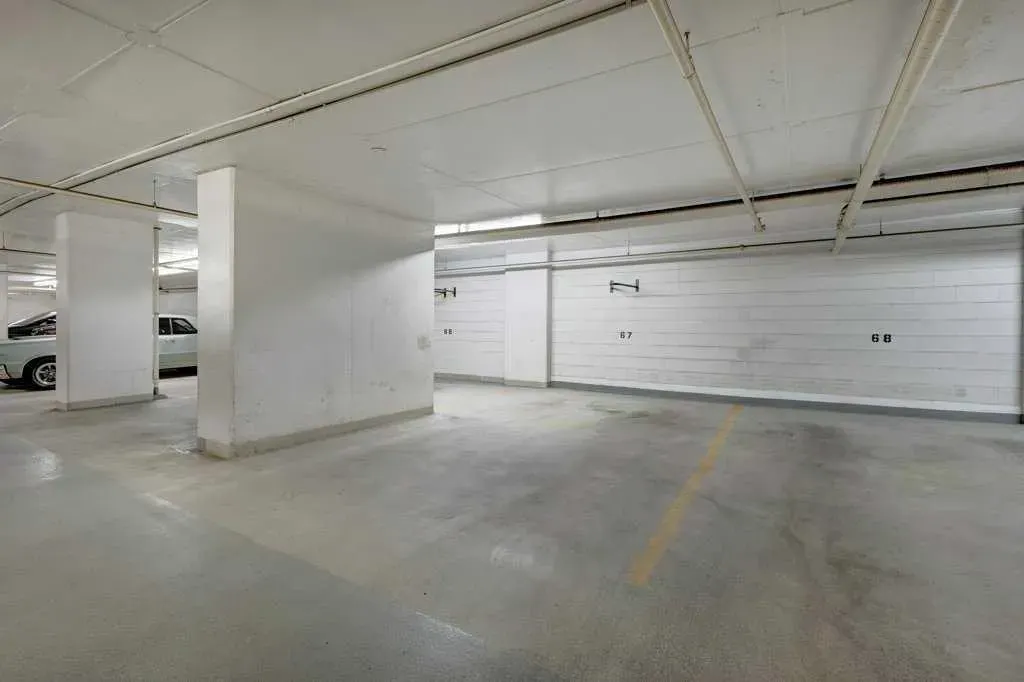 888 4 Avenue SW, #803